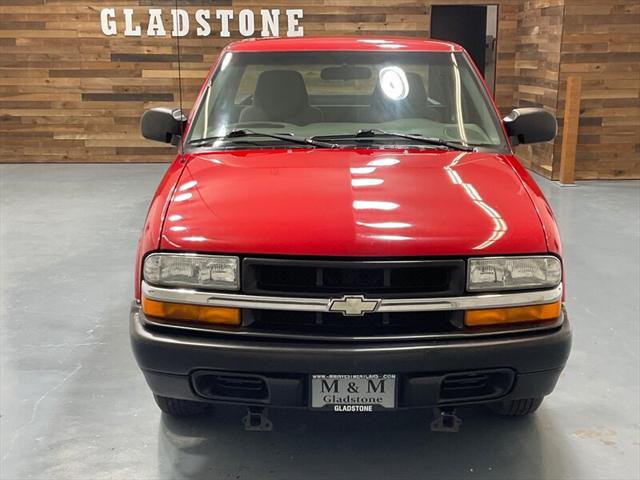 2002 Chevrolet S-10 LS 5-SPEED MANUAL / 4Cyl / ZERO RUST