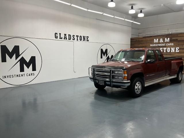 1998 Chevrolet 3500 K3500 Cheyenne 4X4 5-SPEED MANUAL / DUALLY/V8 7.4L