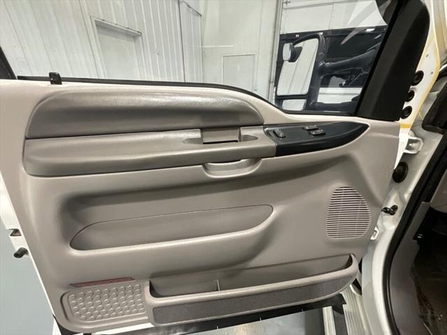 1999 Ford F-250 XLT 7.3L DIESEL / 6-SPEED MANUAL / 146k MILES