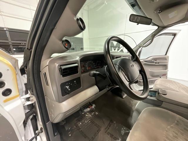 1999 Ford F-250 XLT 7.3L DIESEL / 6-SPEED MANUAL / 146k MILES
