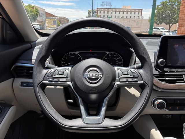 2025 Nissan Altima SV FWD