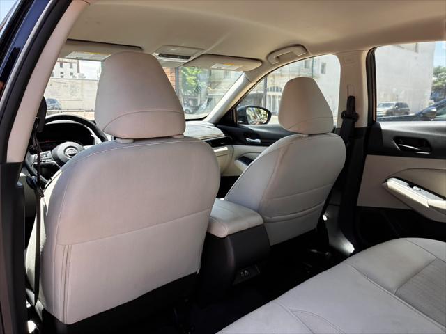 2025 Nissan Altima SV FWD