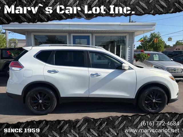 2014 Nissan Rogue SV for sale in Zeeland, MI