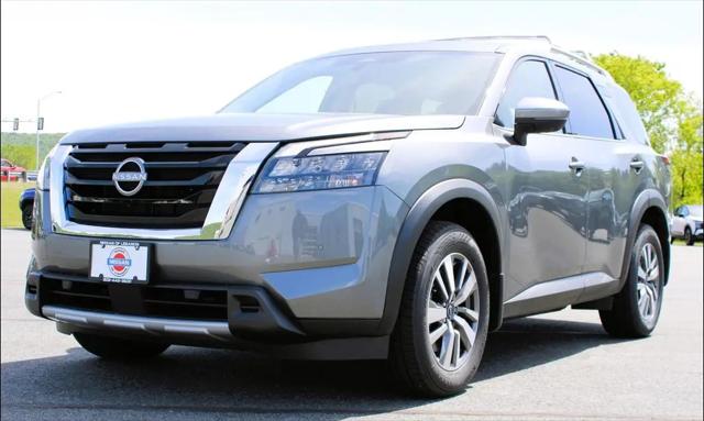 2025 Nissan Pathfinder SL 4WD for sale in Lebanon, NH