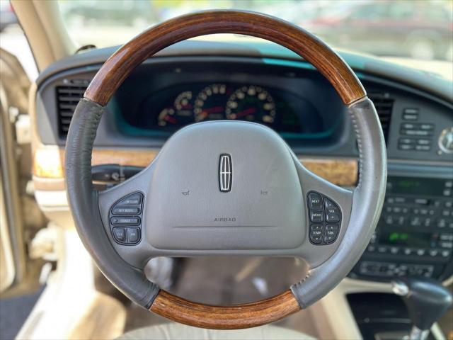 2000 Lincoln Continental 4DR SDN FWD 4D SEDAN