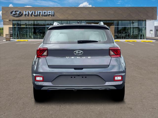 2026 Hyundai Venue SEL w/Two-Tone Roof