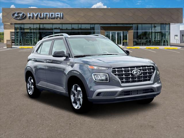 2026 Hyundai Venue SEL w/Two-Tone Roof