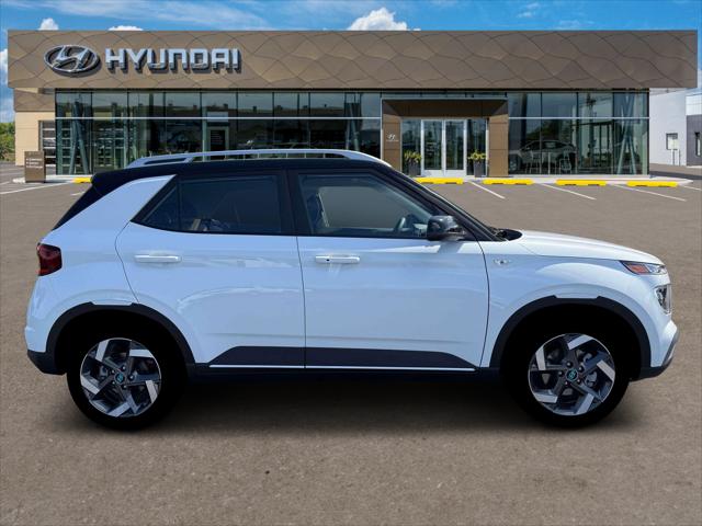 2026 Hyundai Venue SEL w/Two-Tone Roof
