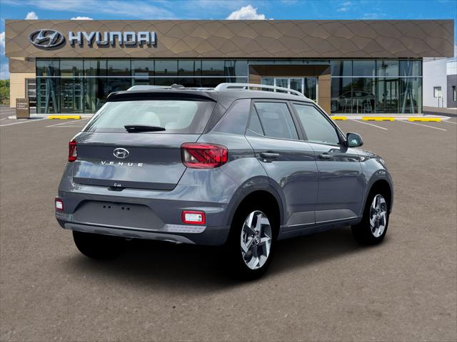 2026 Hyundai Venue SEL w/Two-Tone Roof