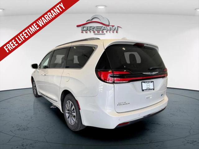 2021 Chrysler Pacifica Hybrid Limited