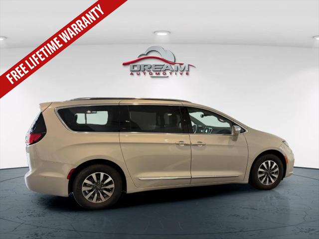 2021 Chrysler Pacifica Hybrid Limited