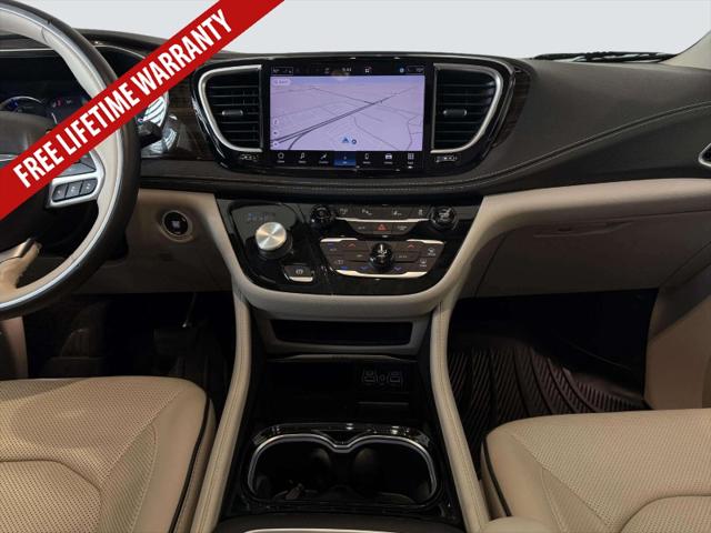 2021 Chrysler Pacifica Hybrid Limited