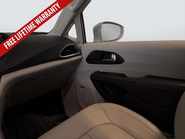 2021 Chrysler Pacifica Hybrid Limited
