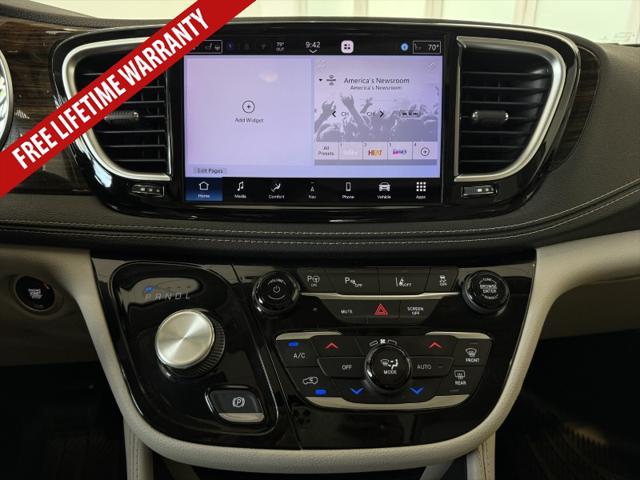 2021 Chrysler Pacifica Hybrid Limited