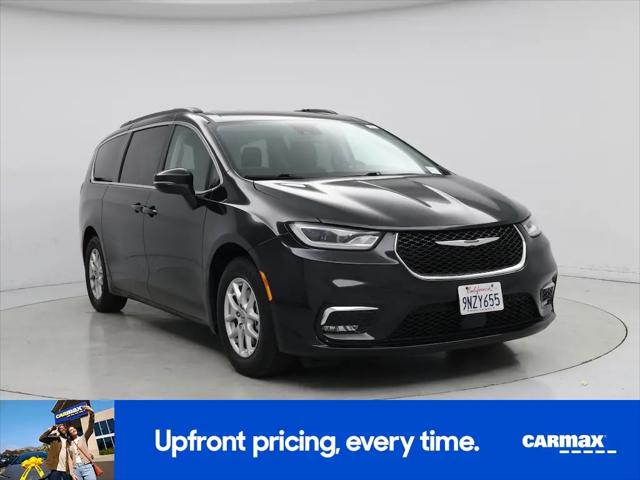 2022 Chrysler Pacifica Touring L for sale in Fresno, CA