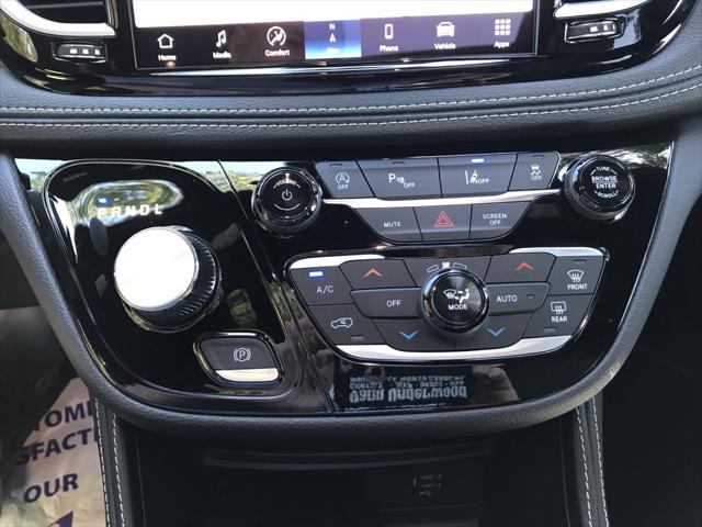 2027 Chrysler Pacifica Limited