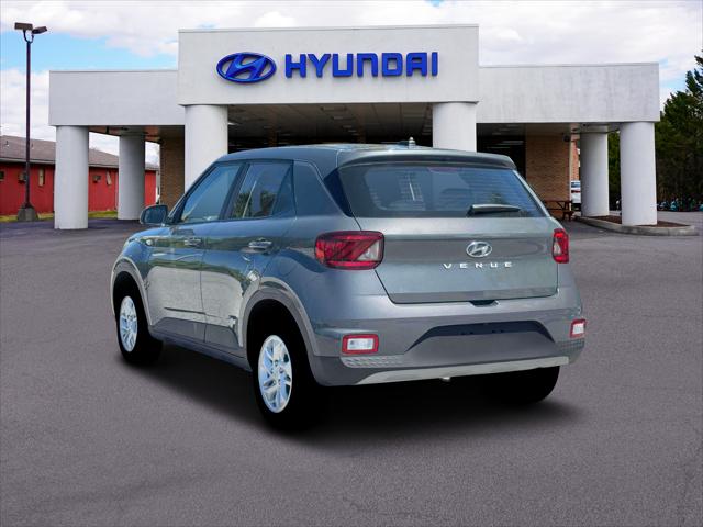 2026 Hyundai Venue SE