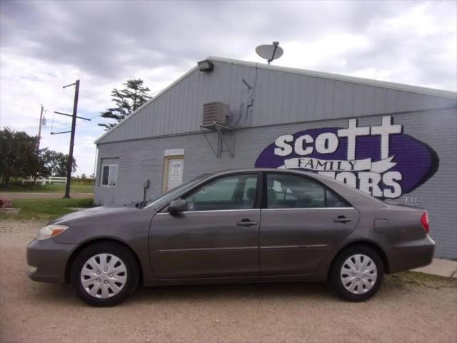 2004 Toyota Camry XLE for sale in Springville, IA