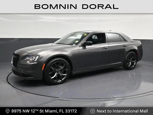 2022 Chrysler 300 Touring for sale in Miami, FL