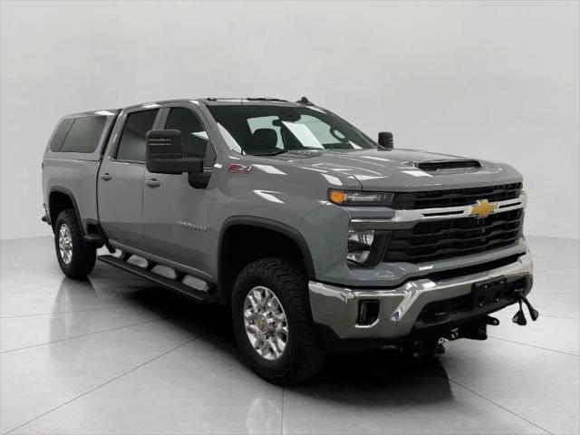 2024 Chevrolet Silverado 2500HD 4WD Crew Cab Standard Bed LT for sale in Oshkosh, WI