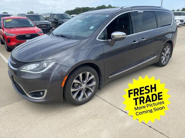 2020 Chrysler Pacifica Limited for sale in Charles City, IA