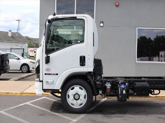 2027 Isuzu Nrr Unknown