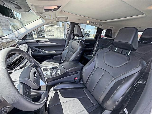 2027 INFINITI QX60 LUXE