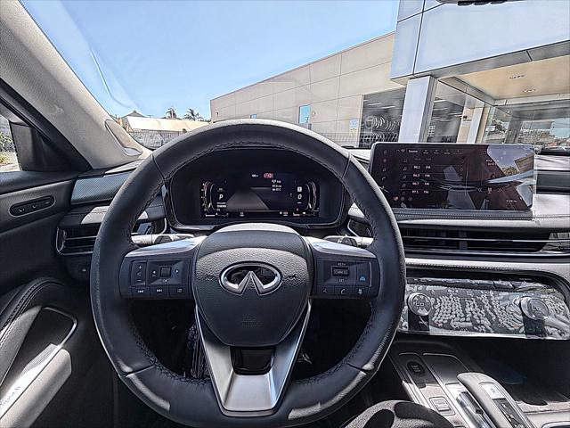 2027 INFINITI QX60 LUXE