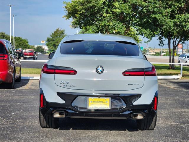 2024 BMW X4 xDrive30i
