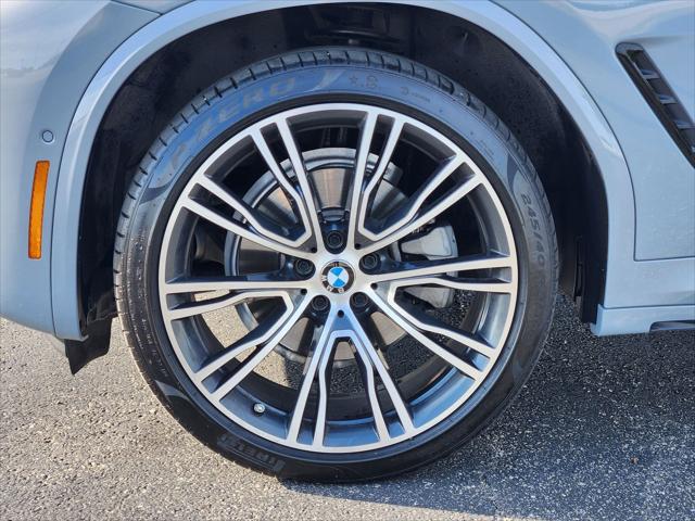 2024 BMW X4 xDrive30i