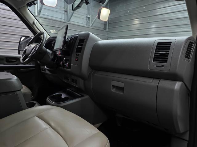 2020 Nissan NV Passenger NV3500 HD SL 5.6L V8 Minivan/Van
