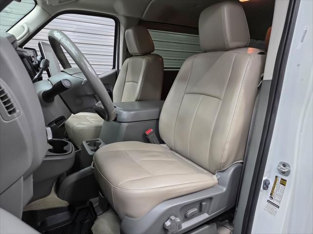 2020 Nissan NV Passenger NV3500 HD SL 5.6L V8 Minivan/Van