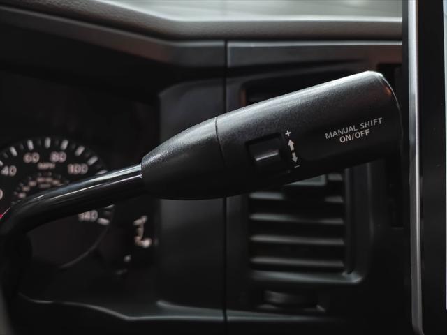 2020 Nissan NV Passenger NV3500 HD SL 5.6L V8 Minivan/Van