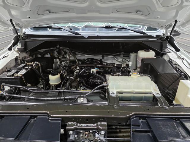2020 Nissan NV Passenger NV3500 HD SL 5.6L V8 Minivan/Van