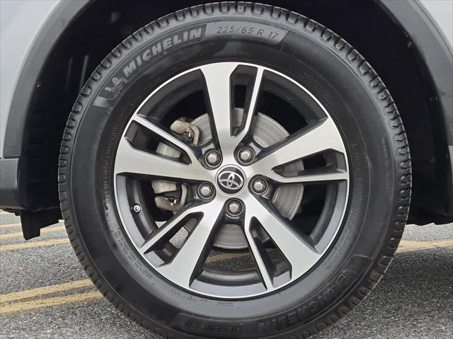 2017 Toyota RAV4 XLE