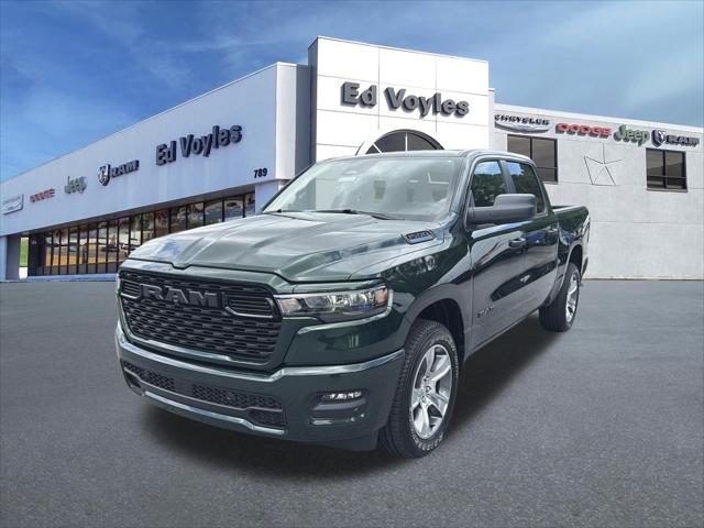 2026 RAM 1500 RAM 1500 EXPRESS CREW CAB 4X2 57 BOX