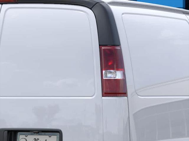 2026 Chevrolet Express Cargo Van 2500 Regular Wheelbase, WT, RWD