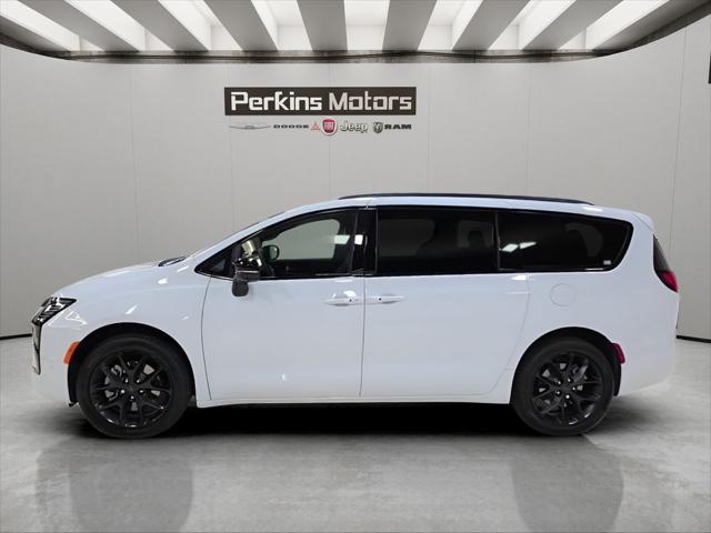 2027 Chrysler Pacifica PACIFICA LIMITED AWD