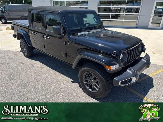 2024 Jeep Gladiator Sport S for sale in Amherst, OH