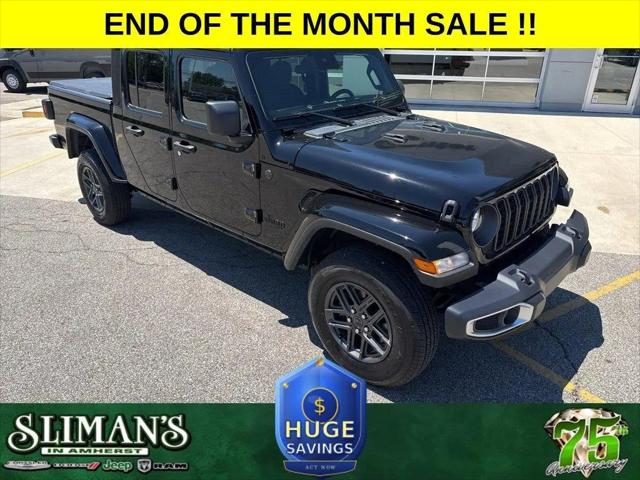 2024 Jeep Gladiator Sport S for sale in Amherst, OH