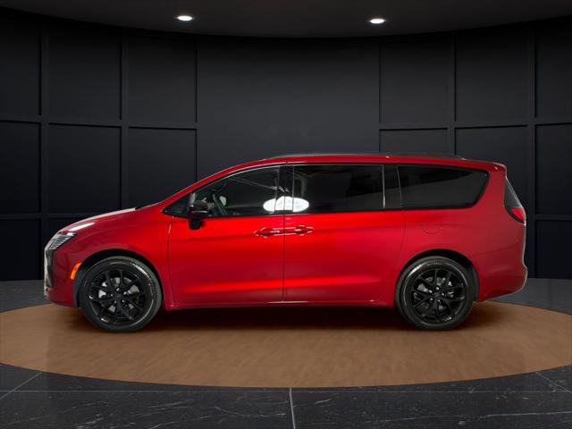2027 Chrysler Pacifica PACIFICA LIMITED AWD