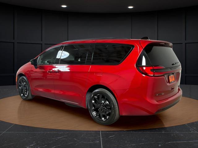 2027 Chrysler Pacifica PACIFICA LIMITED AWD