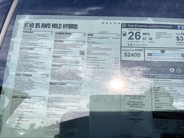 2026 Volvo XC40 Plus, B5 AWD Gas (mild hybrid), Dark