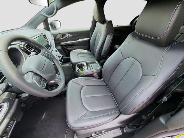 2027 Chrysler Pacifica PACIFICA LX