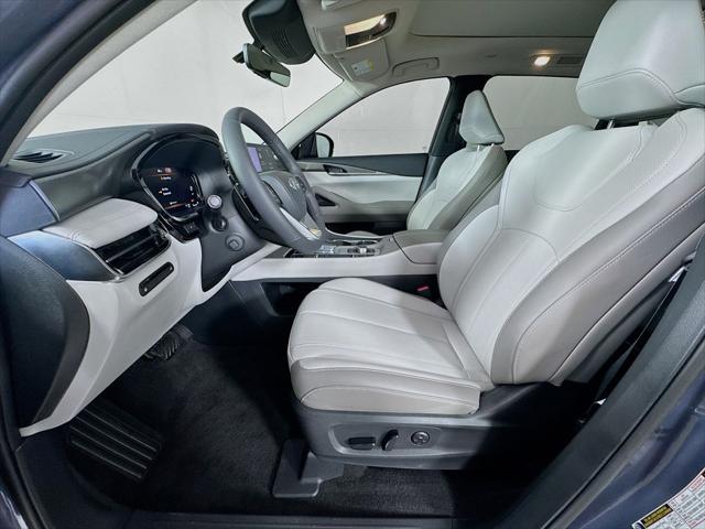 2027 INFINITI QX60 LUXE