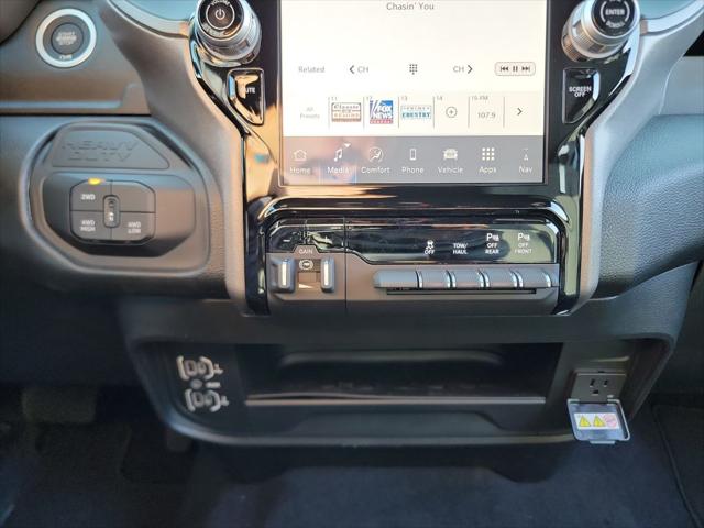 2026 Ram 2500 Black Express Crew Cab 4x4 64 Box
