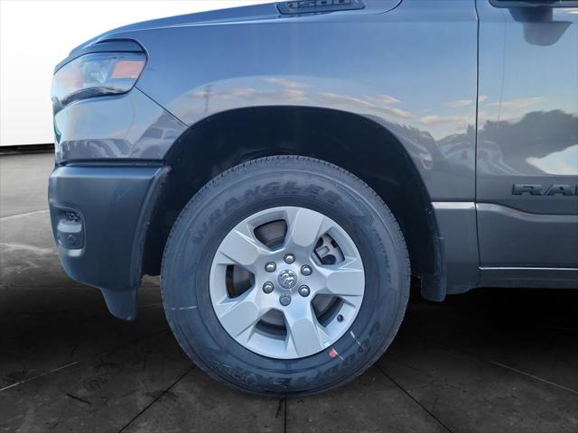 2026 Ram 1500 Tradesman Crew Cab 4x4 5'7" Box