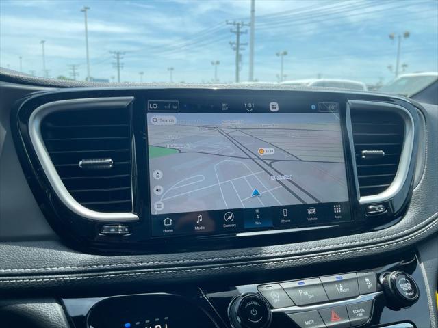 2027 Chrysler Pacifica Select