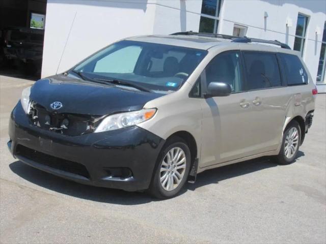 2014 Toyota Sienna XLE V6 7 Passenger Auto Access Seat for sale in Concord, NH