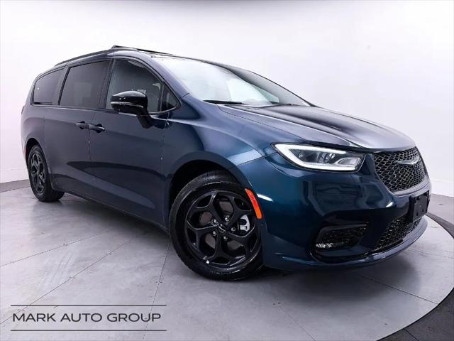 2024 Chrysler Pacifica Hybrid Premium S Appearance Pkg for sale in Scottsdale, AZ
